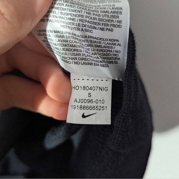 Nike Rally Clash Boxy Crop Hoodie Black Metallic Women's Size Small - Picture 8 of 8